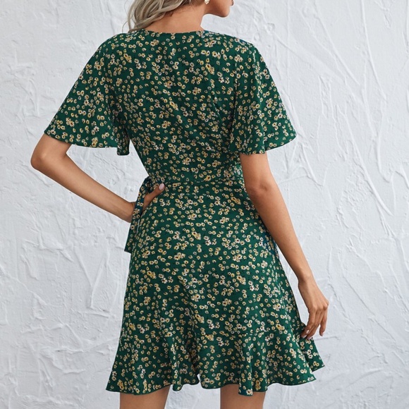 floral print green wrap boho ruffle hem dress - Picture 3 of 5